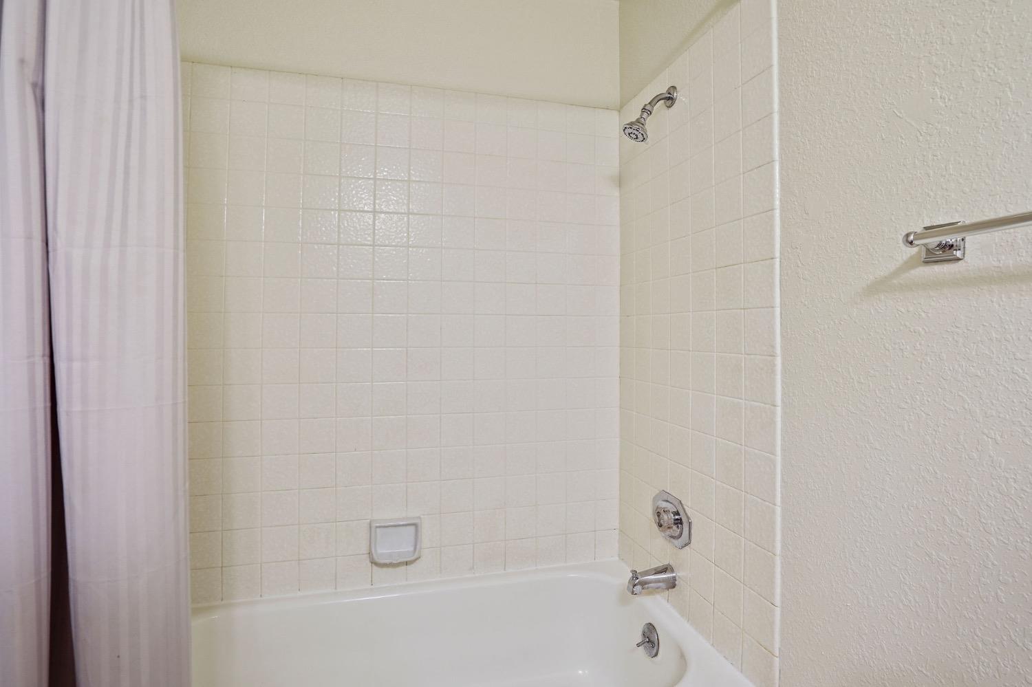 Detail Gallery Image 18 of 26 For 11150 Trinity River Dr #32,  Rancho Cordova,  CA 95670 - 2 Beds | 2 Baths
