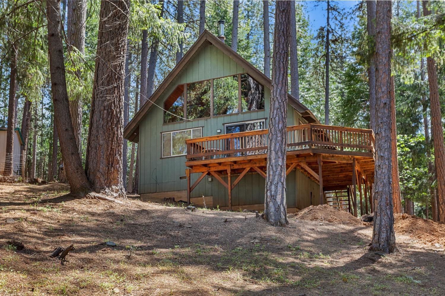 Detail Gallery Image 1 of 27 For 5740 Lupin Ln, Pollock Pines,  CA 95726 - 2 Beds | 1 Baths