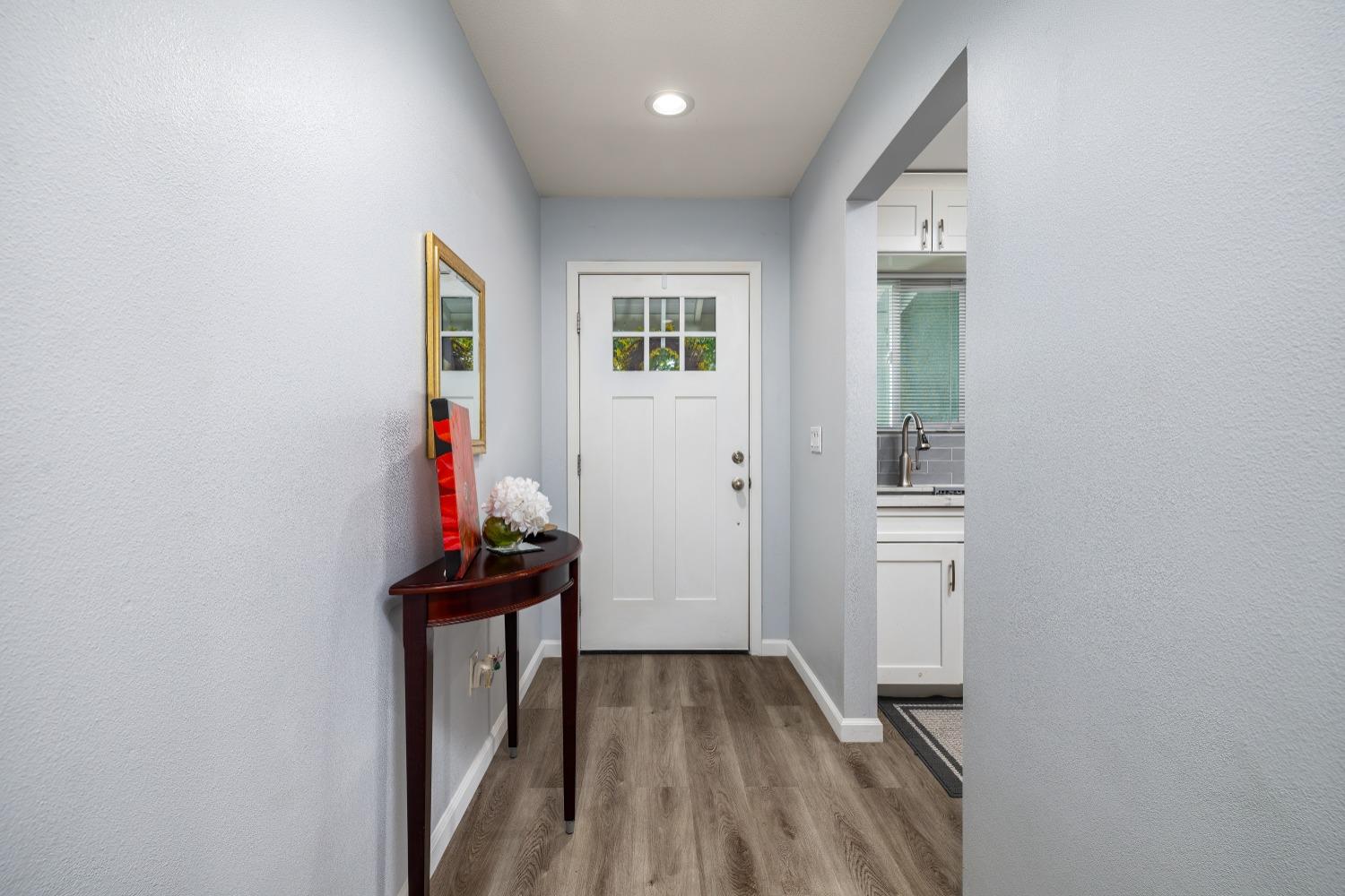 Detail Gallery Image 6 of 31 For 1957 Debonaire Dr, Modesto,  CA 95350 - 3 Beds | 2 Baths