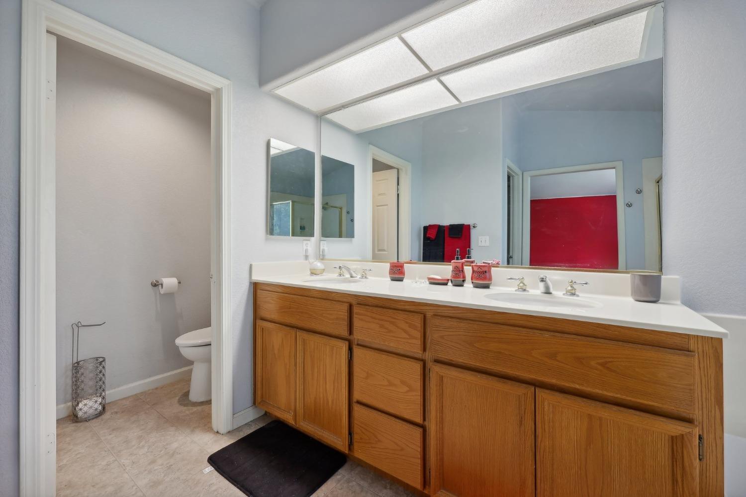 Detail Gallery Image 26 of 40 For 3726 Steve Lillie Cir, Stockton,  CA 95206 - 4 Beds | 2/1 Baths