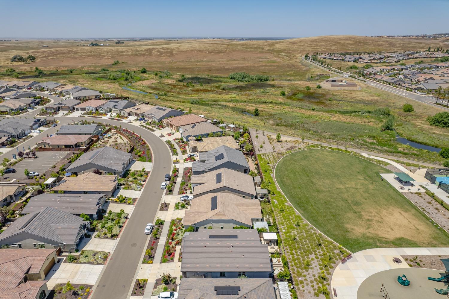 Detail Gallery Image 46 of 75 For 2983 Calypso Cir, El Dorado Hills,  CA 95762 - 3 Beds | 2/1 Baths