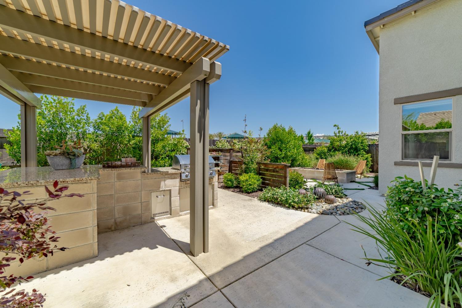 Detail Gallery Image 35 of 75 For 2983 Calypso Cir, El Dorado Hills,  CA 95762 - 3 Beds | 2/1 Baths