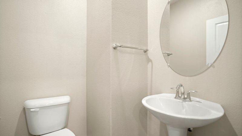 Detail Gallery Image 32 of 37 For 5301 E Commerce Way #64104,  Sacramento,  CA 95835 - 3 Beds | 2/1 Baths