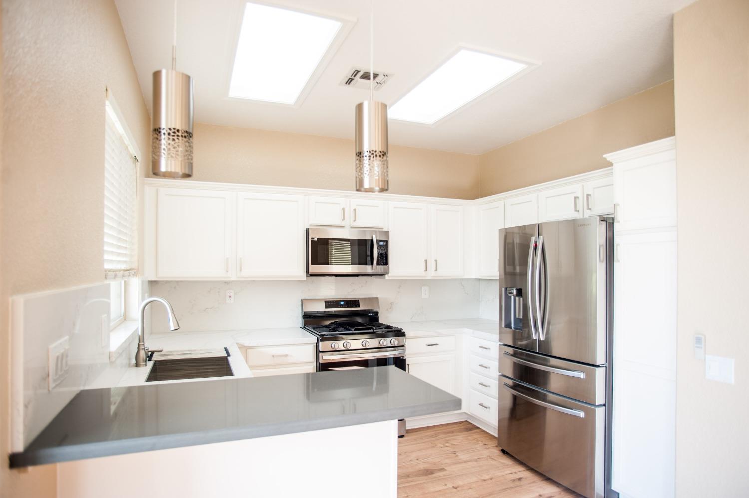 Detail Gallery Image 3 of 22 For 1321 Secret Lake Loop, Lincoln,  CA 95648 - 1 Beds | 1 Baths