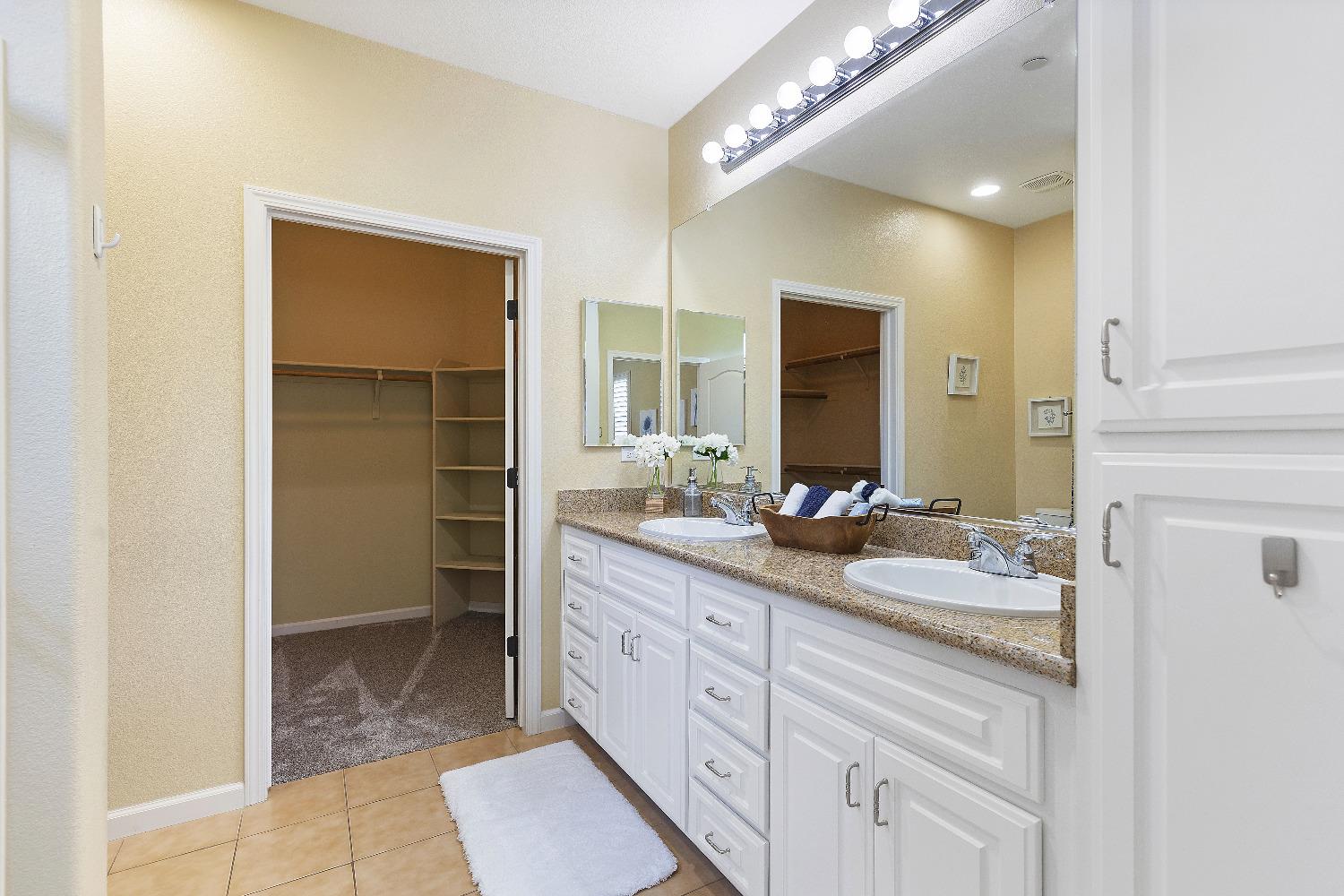 Detail Gallery Image 9 of 46 For 1056 Orleans Ct, Roseville,  CA 95747 - 2 Beds | 2 Baths