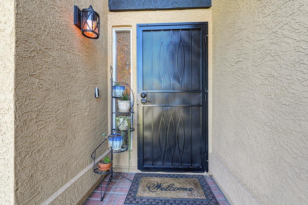 Detail Gallery Image 8 of 68 For 5416 Cheviot Hill Ct, Antelope,  CA 95843 - 3 Beds | 2 Baths