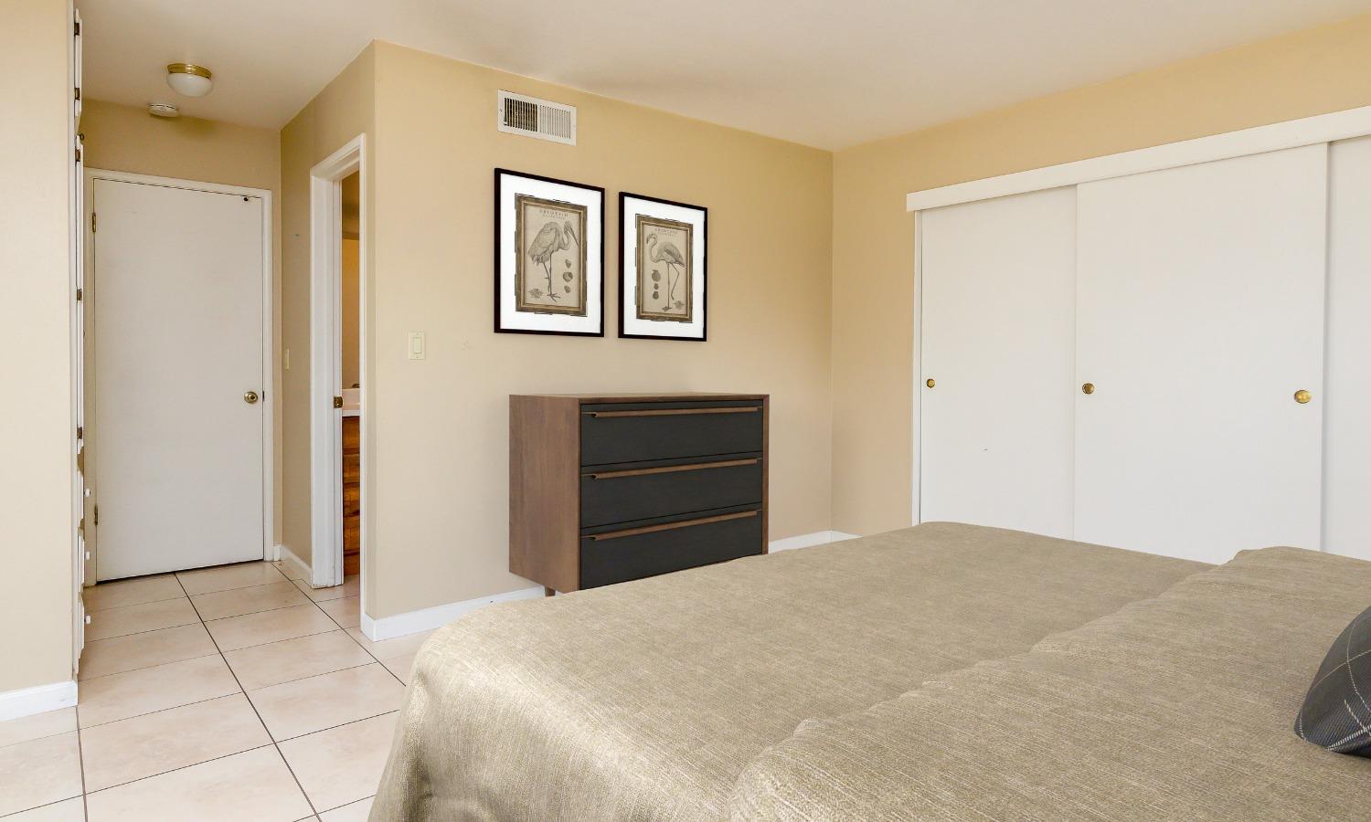 Detail Gallery Image 13 of 35 For 4708 Foster Way, Carmichael,  CA 95608 - 3 Beds | 2 Baths