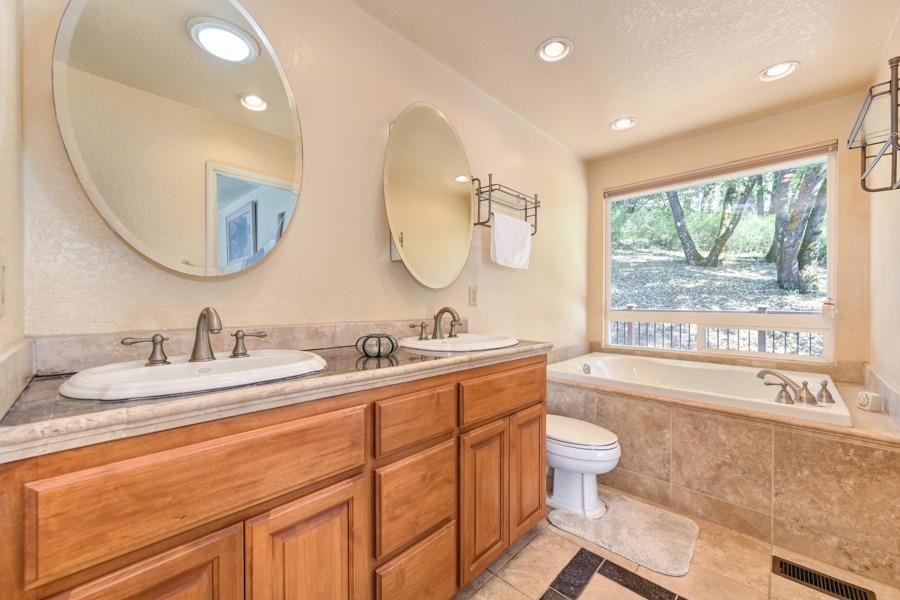 Detail Gallery Image 17 of 37 For 17398 Pine Shadow Ln, Meadow Vista,  CA 95722 - 3 Beds | 2 Baths