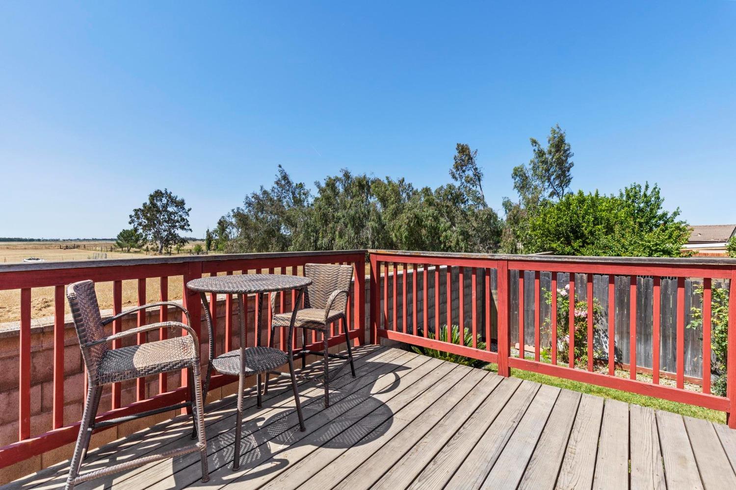 Detail Gallery Image 35 of 38 For 2186 Summerfield Ln, Olivehurst,  CA 95961 - 3 Beds | 2 Baths