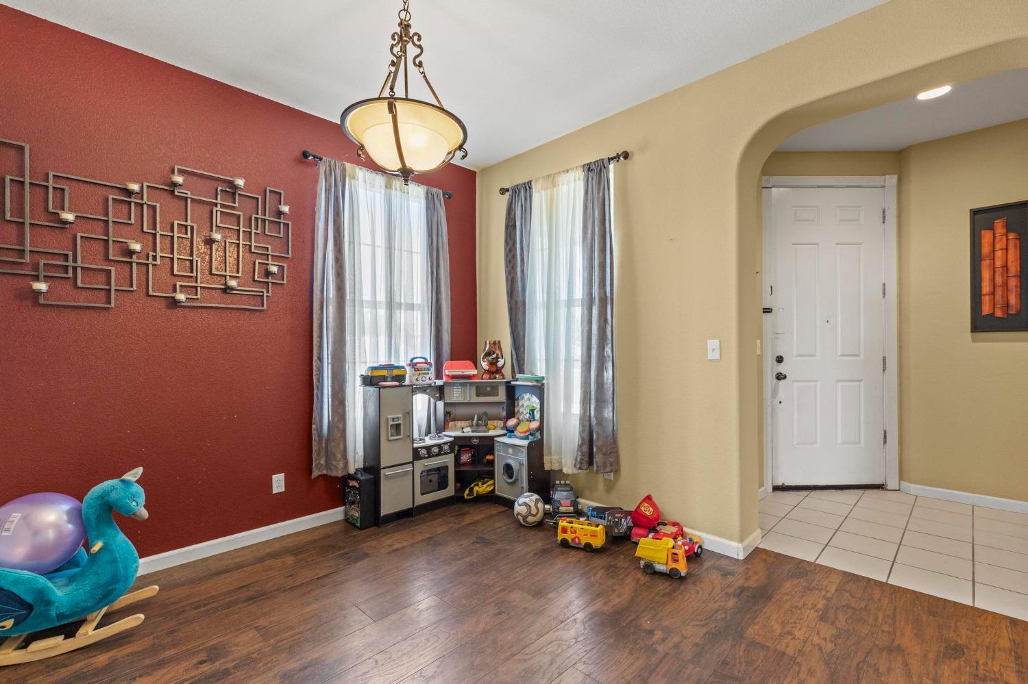 Detail Gallery Image 16 of 38 For 2186 Summerfield Ln, Olivehurst,  CA 95961 - 3 Beds | 2 Baths