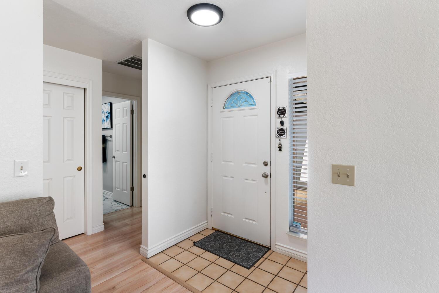Detail Gallery Image 6 of 43 For 2495 Mario Dr, Tracy,  CA 95376 - 2 Beds | 2 Baths