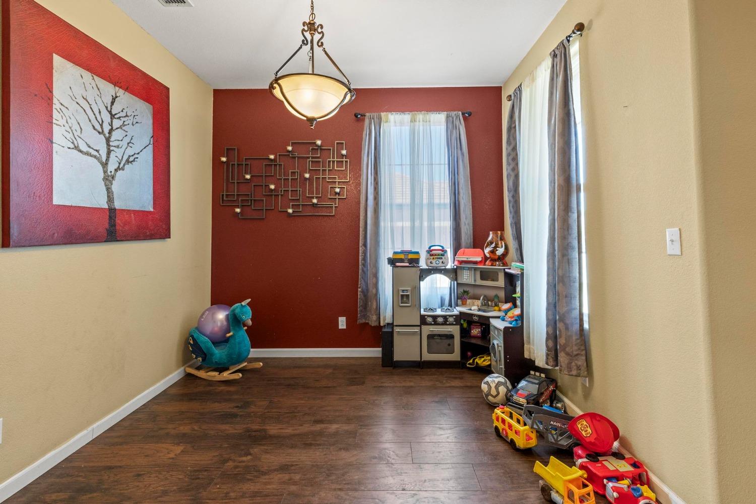 Detail Gallery Image 15 of 38 For 2186 Summerfield Ln, Olivehurst,  CA 95961 - 3 Beds | 2 Baths