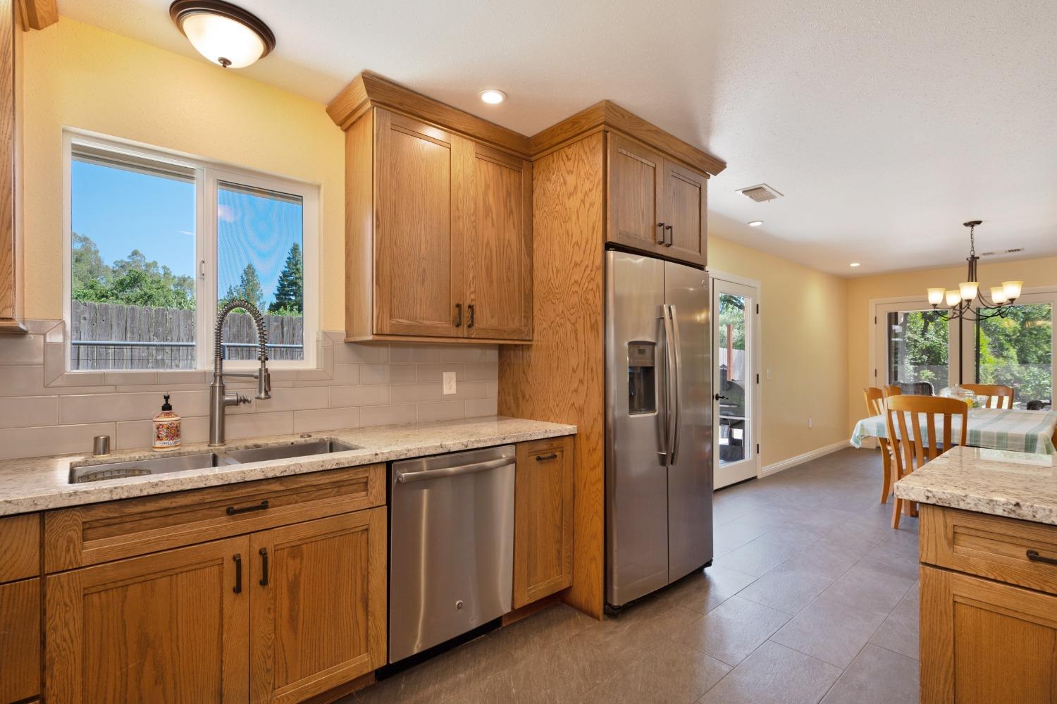 Detail Gallery Image 17 of 99 For 4265 Dias Ln, Loomis,  CA 95650 - 3 Beds | 2/1 Baths