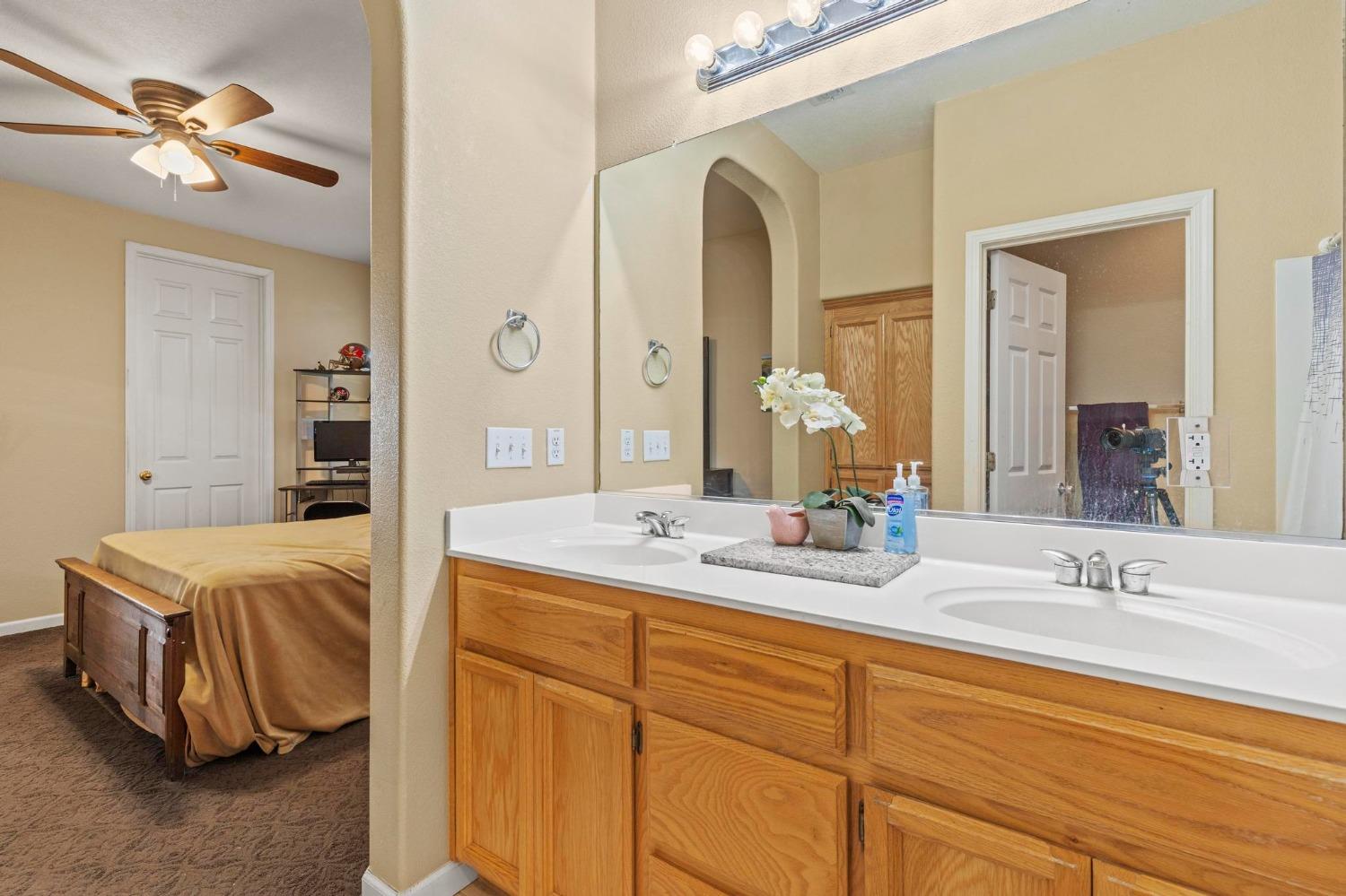 Detail Gallery Image 30 of 38 For 2186 Summerfield Ln, Olivehurst,  CA 95961 - 3 Beds | 2 Baths