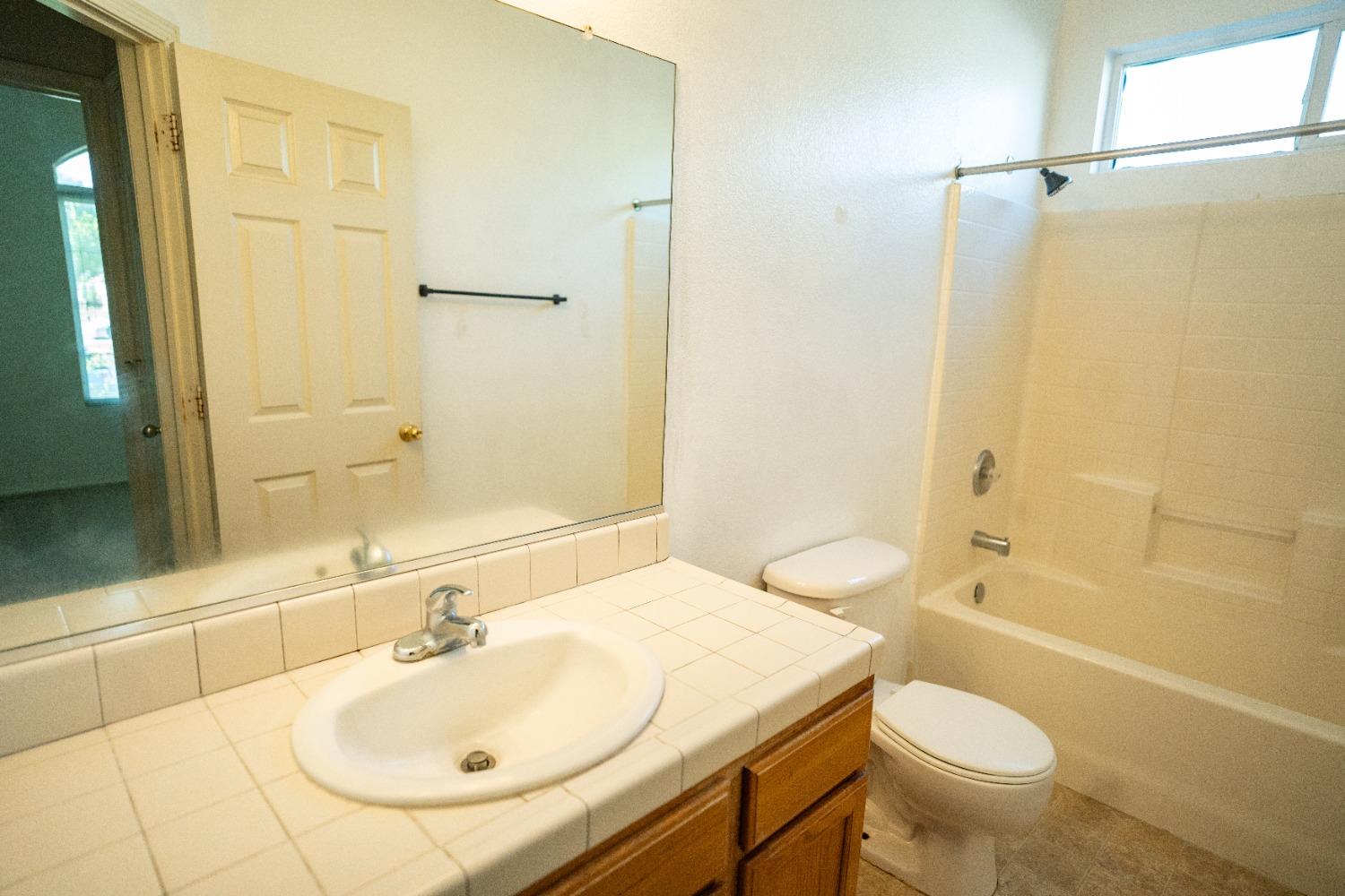 Detail Gallery Image 27 of 40 For 156 Yew Ct, Merced,  CA 95341 - 3 Beds | 2 Baths