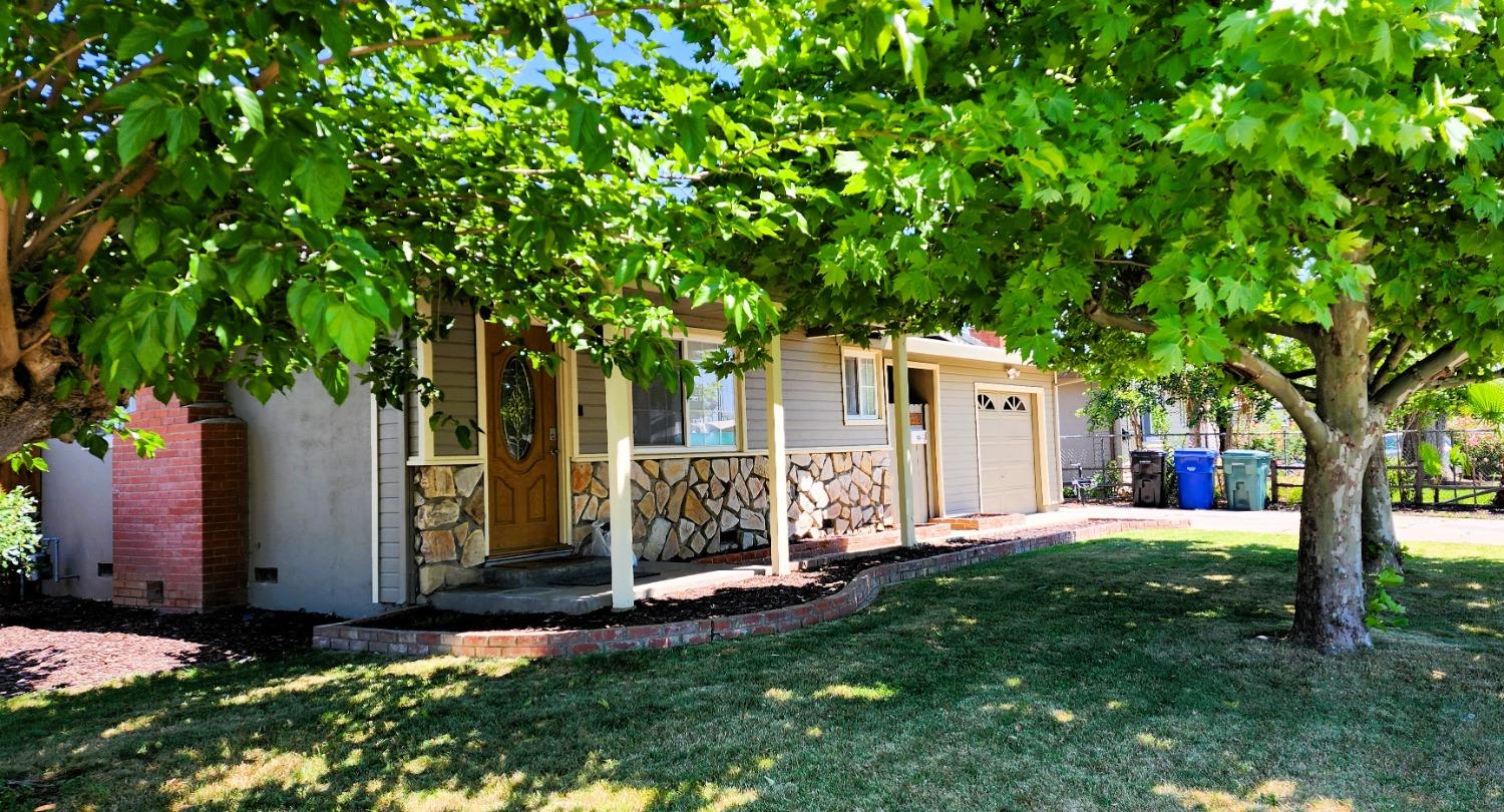 Detail Gallery Image 21 of 36 For 6519 Prentiss Dr, Sacramento,  CA 95823 - 3 Beds | 2 Baths