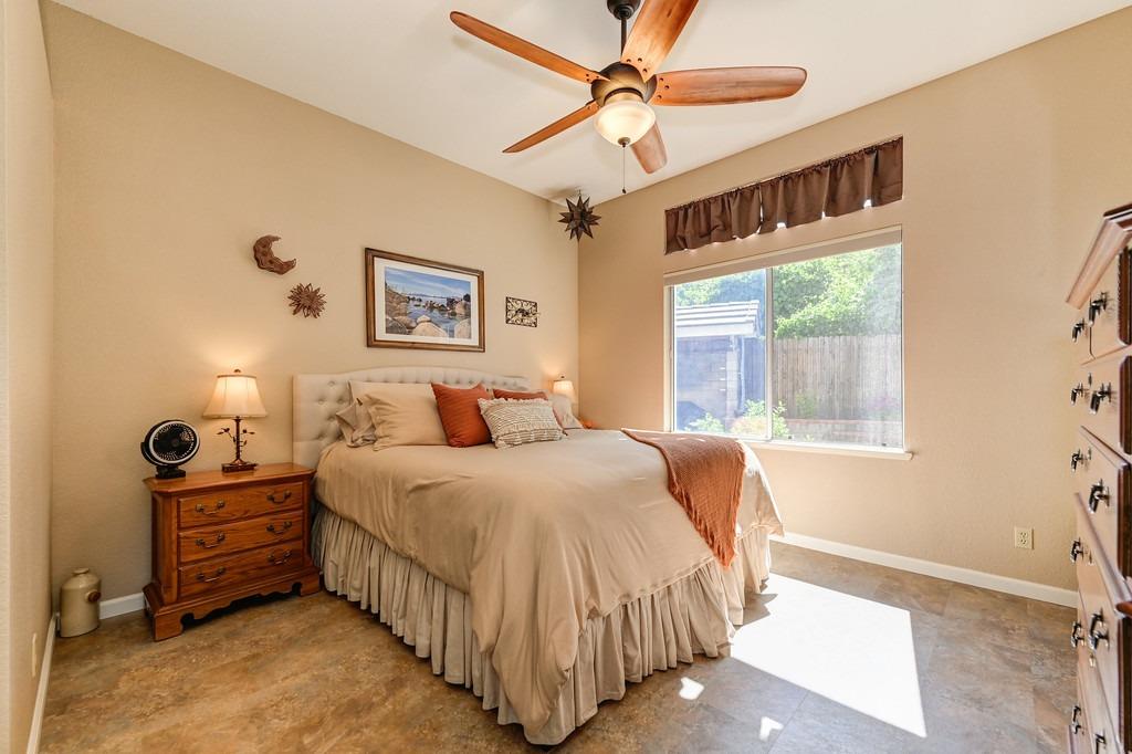 Detail Gallery Image 34 of 68 For 5416 Cheviot Hill Ct, Antelope,  CA 95843 - 3 Beds | 2 Baths