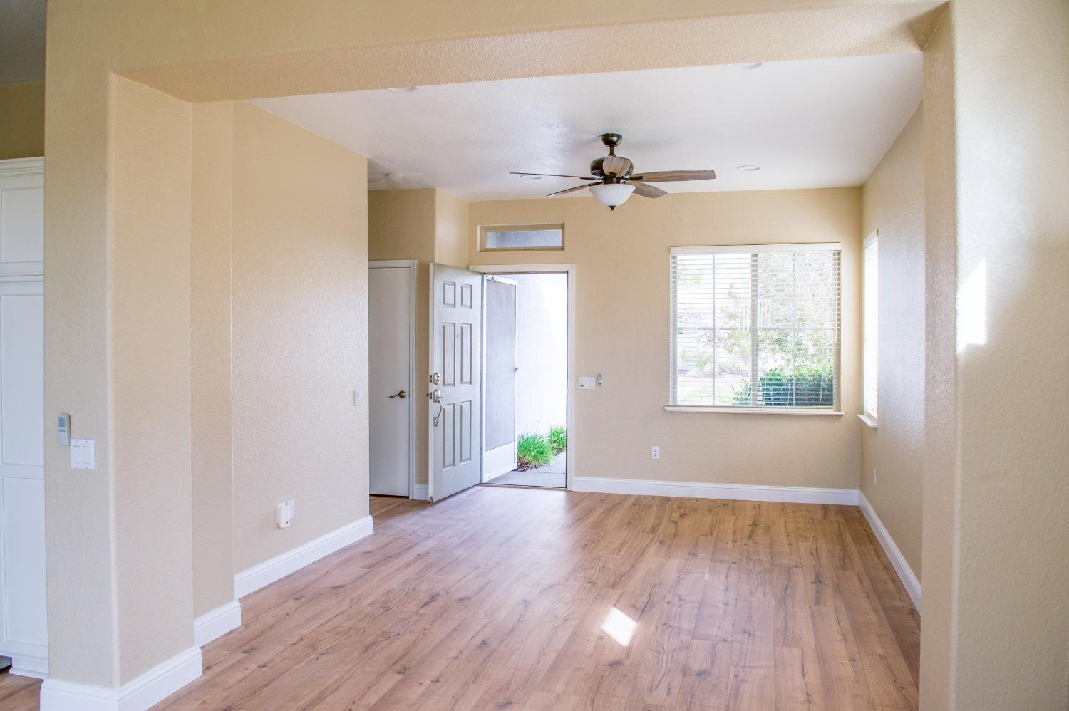 Detail Gallery Image 14 of 22 For 1321 Secret Lake Loop, Lincoln,  CA 95648 - 1 Beds | 1 Baths