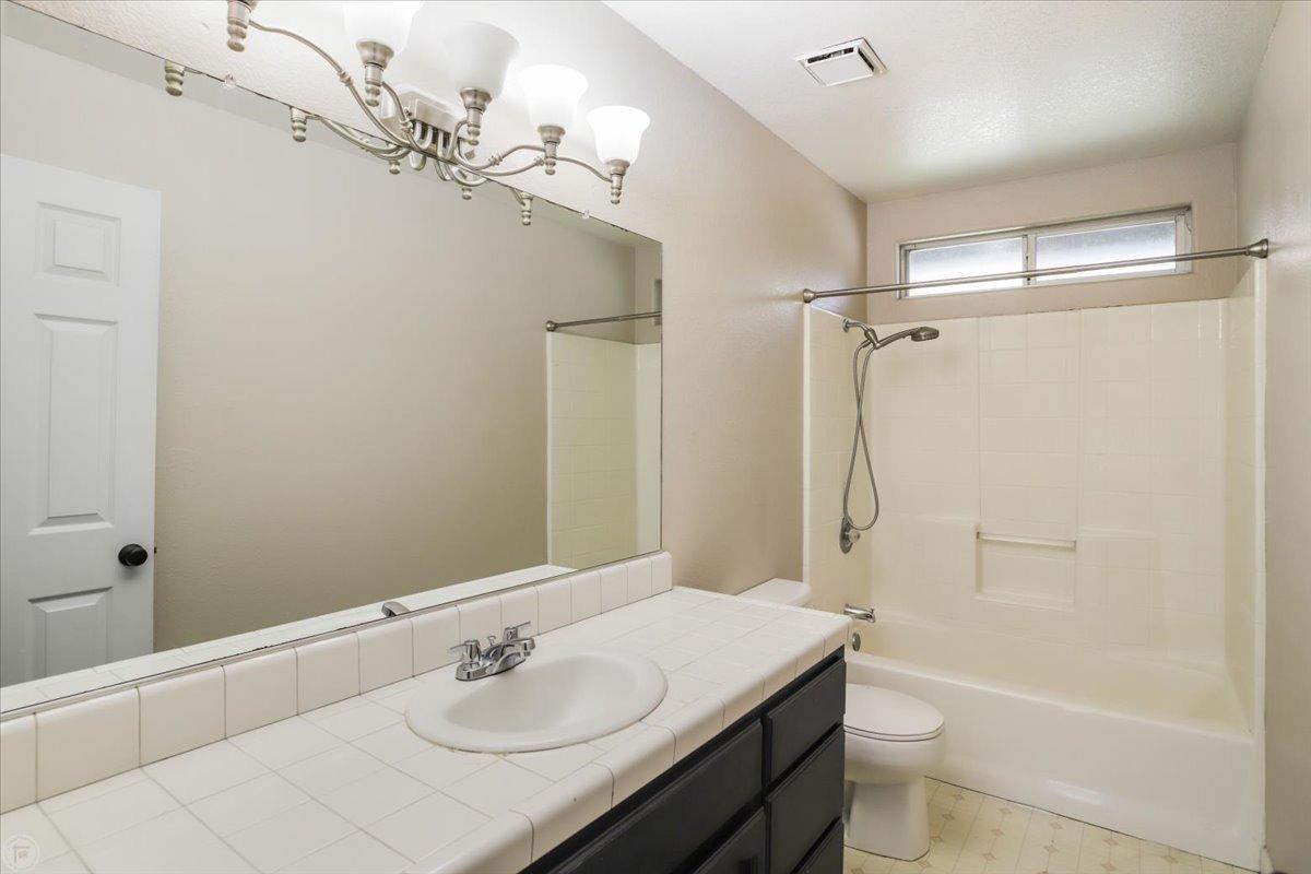 Detail Gallery Image 21 of 41 For 463 Arboles Way, Oakdale,  CA 95361 - 3 Beds | 2 Baths