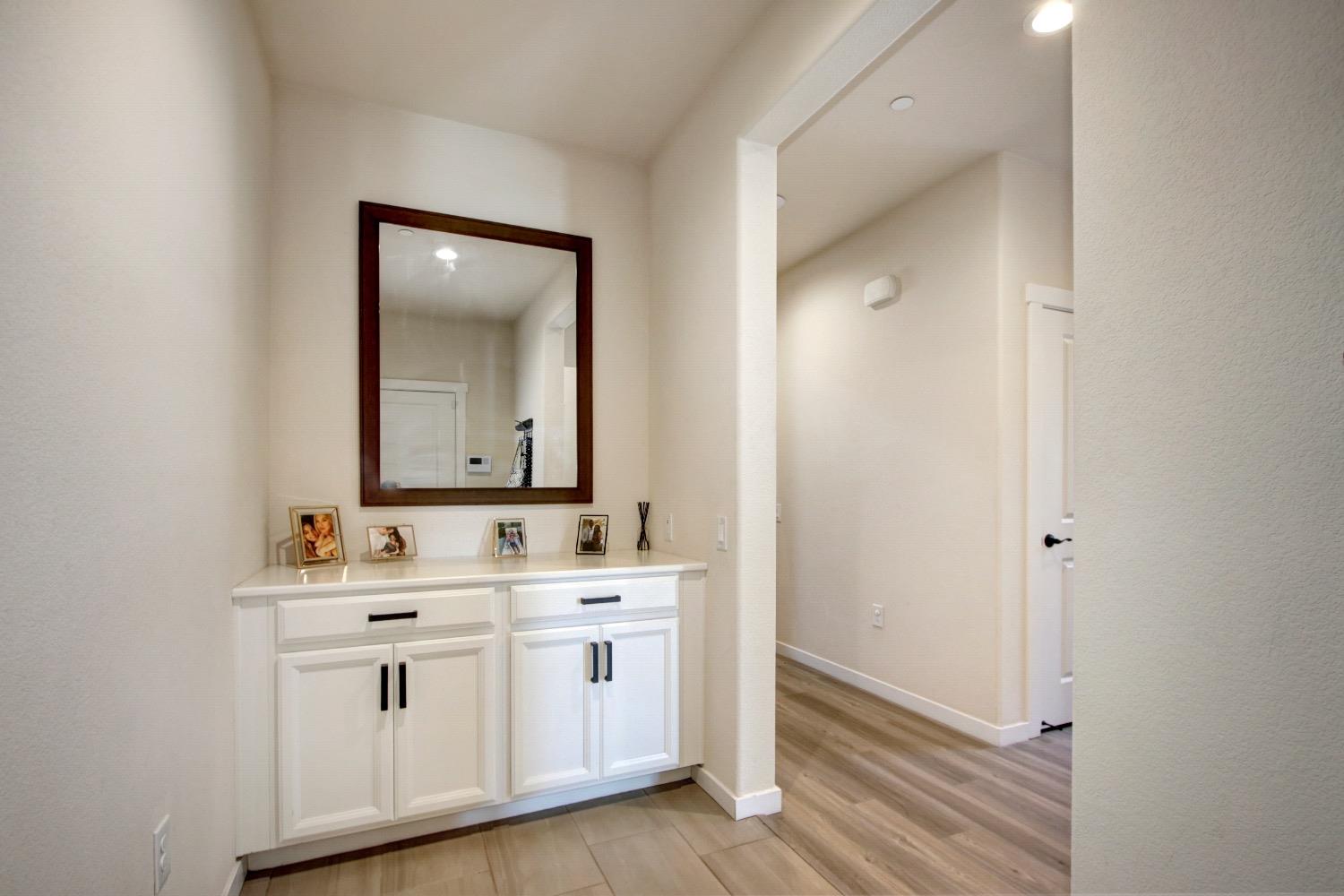 Detail Gallery Image 34 of 55 For 4382 Borderlands Dr, Rancho Cordova,  CA 95742 - 3 Beds | 2/1 Baths