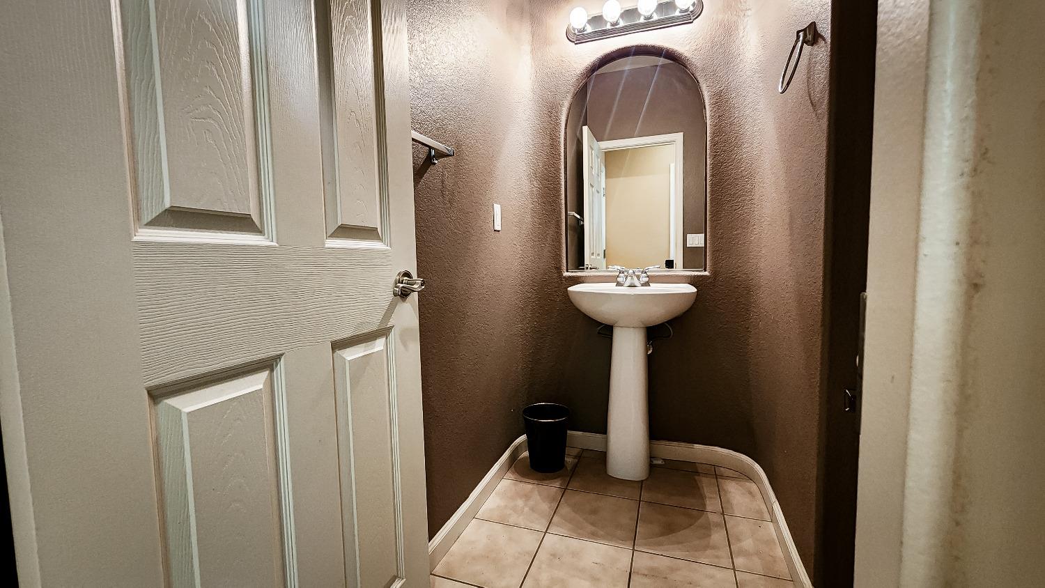 Detail Gallery Image 28 of 97 For 3334 Costantino Cir, Stockton,  CA 95212 - 3 Beds | 2/1 Baths