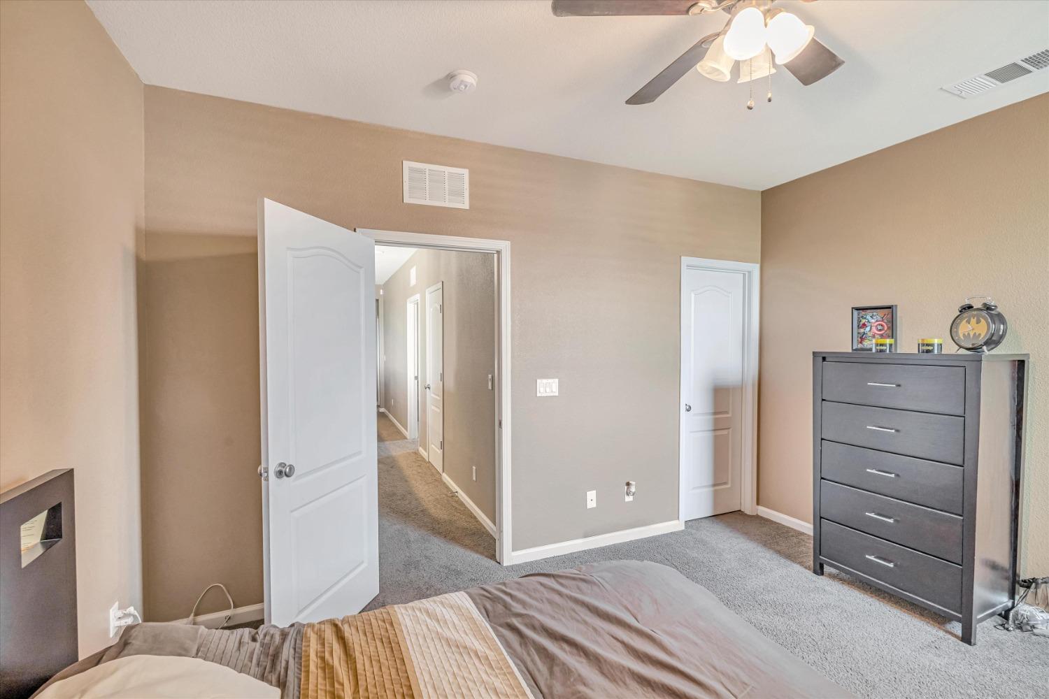 Detail Gallery Image 24 of 53 For 814 Mono St, Manteca,  CA 95337 - 6 Beds | 4/1 Baths