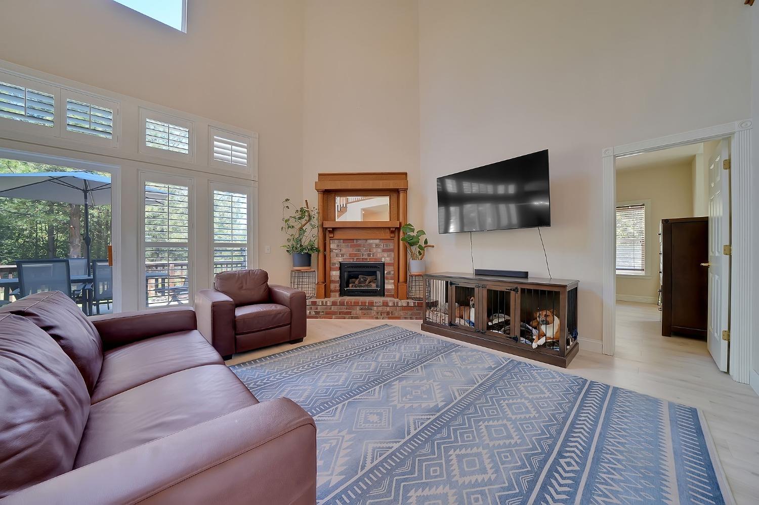 Detail Gallery Image 12 of 92 For 14950 Moonlight Rdgs, Pine Grove,  CA 95665 - 4 Beds | 3/1 Baths