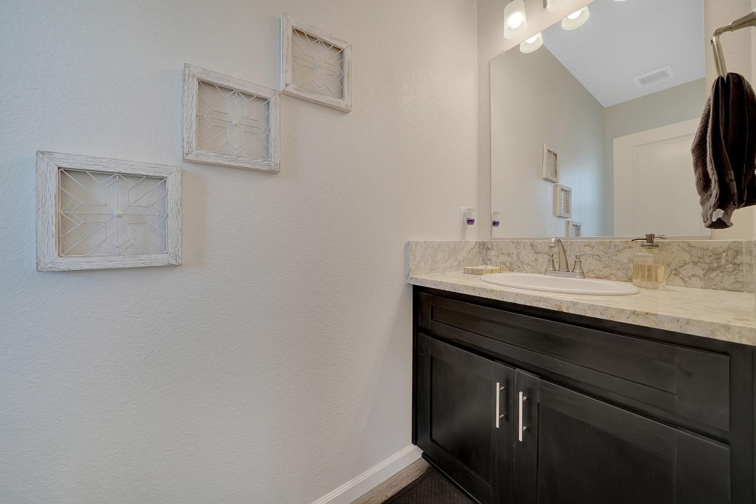 Detail Gallery Image 11 of 72 For 804 Avalon Dr, Ione,  CA 95640 - 4 Beds | 2/1 Baths