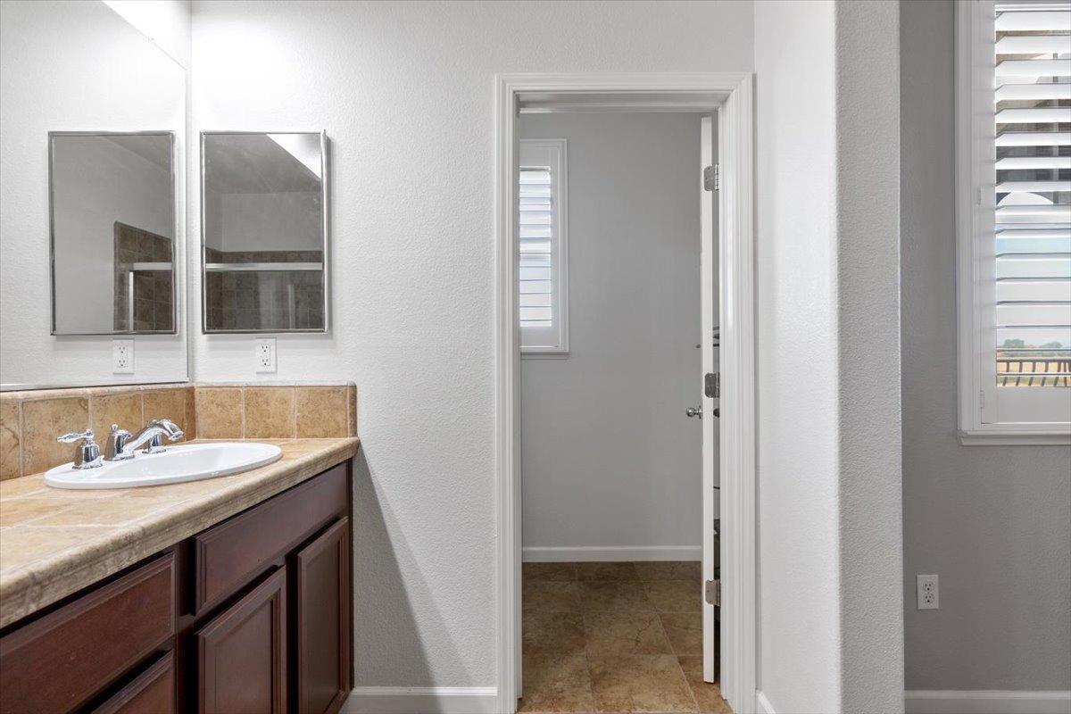 Detail Gallery Image 27 of 60 For 1300 Hudson Cir, Lincoln,  CA 95648 - 3 Beds | 2/1 Baths