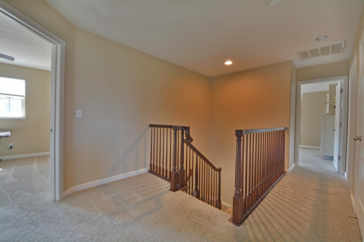 Detail Gallery Image 10 of 22 For 441 San Pietro Ln, Lodi,  CA 95240 - 3 Beds | 2/1 Baths