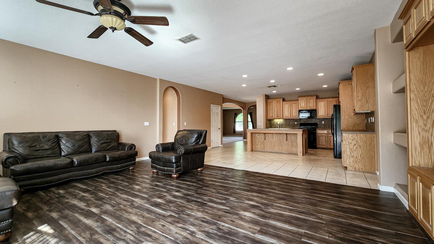 Detail Gallery Image 36 of 97 For 3334 Costantino Cir, Stockton,  CA 95212 - 3 Beds | 2/1 Baths