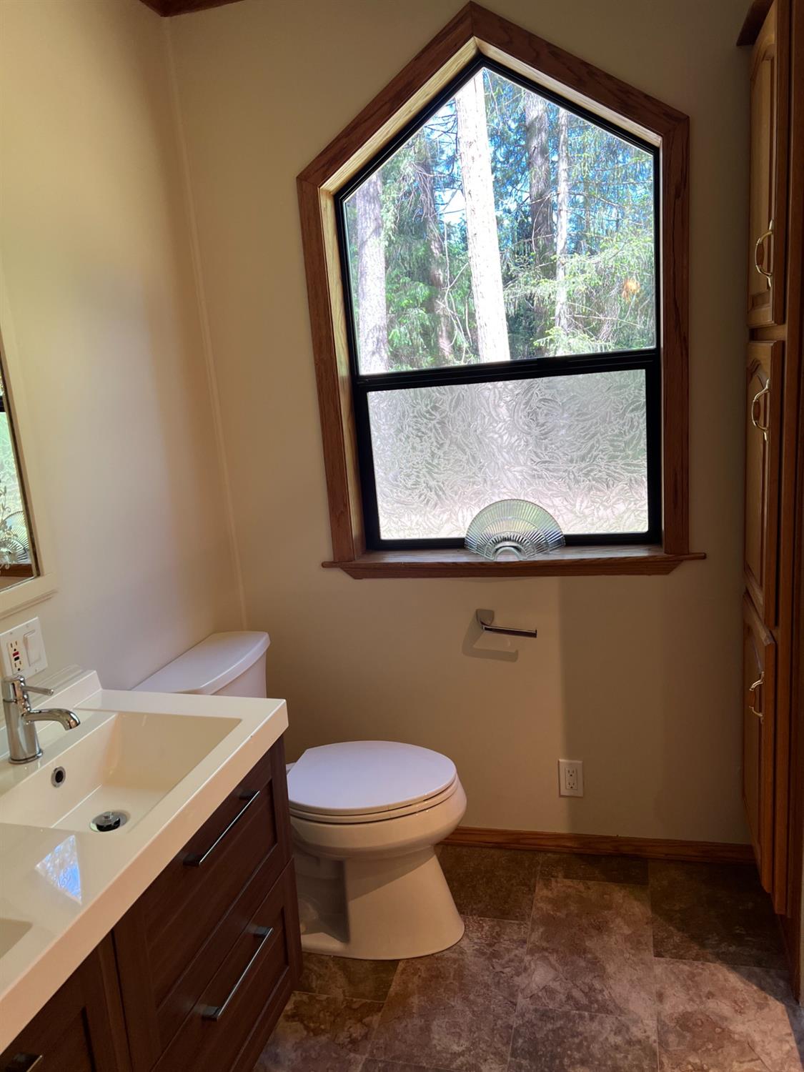 Detail Gallery Image 12 of 32 For 21655 Foresthill Rd, Foresthill,  CA 95631 - 2 Beds | 1/1 Baths