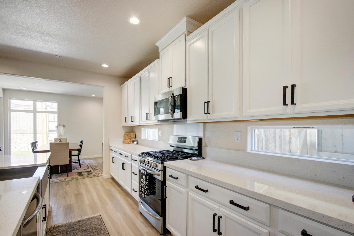 Detail Gallery Image 15 of 55 For 4382 Borderlands Dr, Rancho Cordova,  CA 95742 - 3 Beds | 2/1 Baths