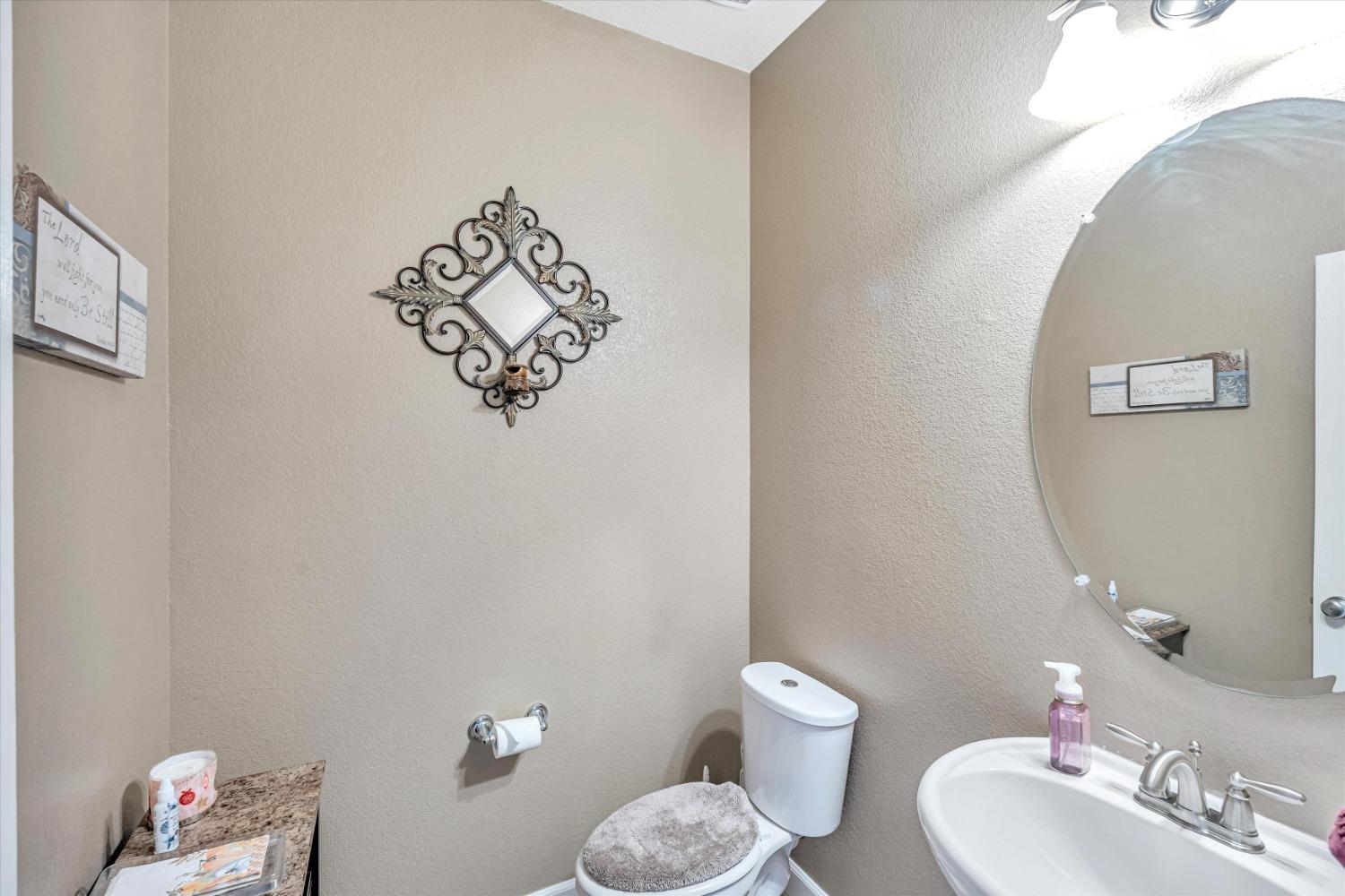 Detail Gallery Image 38 of 53 For 814 Mono St, Manteca,  CA 95337 - 6 Beds | 4/1 Baths