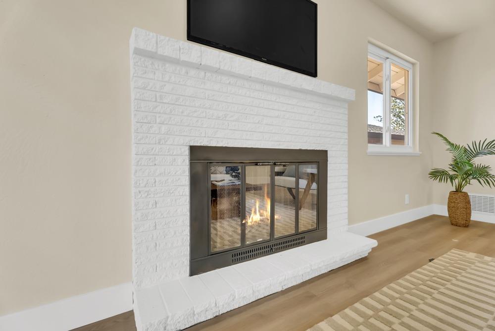 Detail Gallery Image 9 of 43 For 4717 Norm Circle, Sacramento,  CA 95822 - 3 Beds | 2 Baths