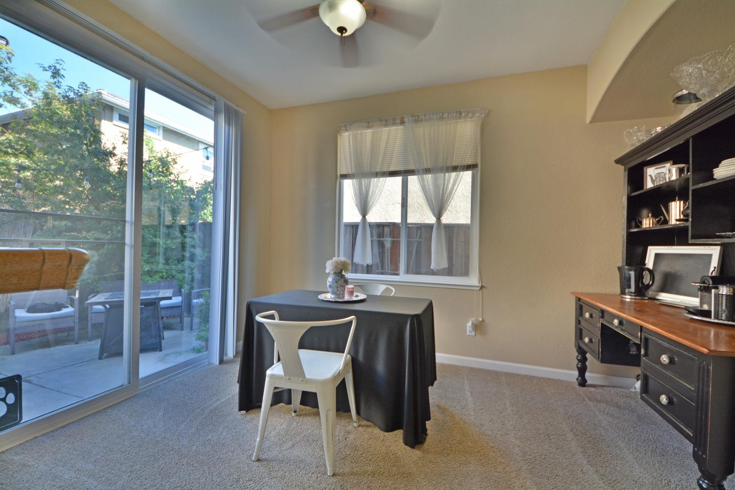Detail Gallery Image 7 of 22 For 441 San Pietro Ln, Lodi,  CA 95240 - 3 Beds | 2/1 Baths