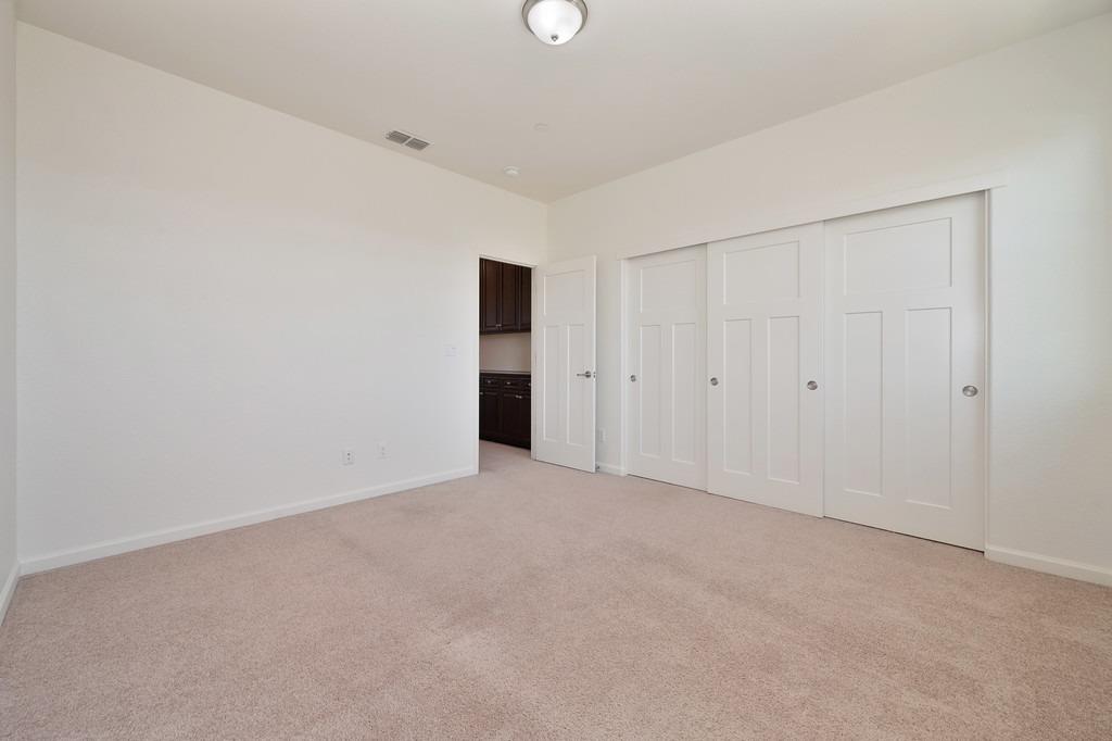 Detail Gallery Image 66 of 87 For 7450 Hanfield Dr, Sacramento,  CA 95829 - 4 Beds | 3/1 Baths