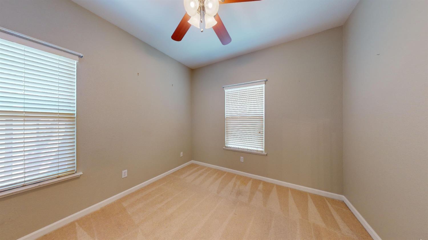 Detail Gallery Image 17 of 35 For 1784 Parkside Way, Oakdale,  CA 95361 - 3 Beds | 2 Baths