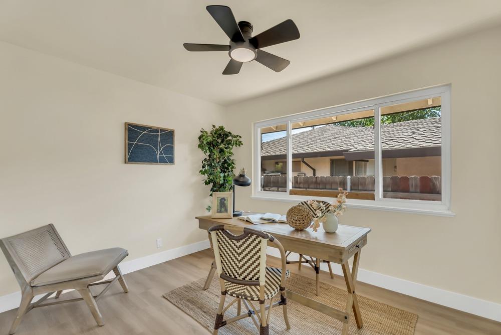 Detail Gallery Image 17 of 43 For 4717 Norm Circle, Sacramento,  CA 95822 - 3 Beds | 2 Baths