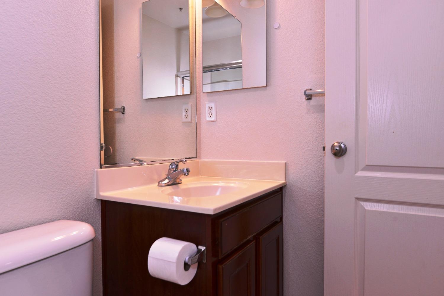 Detail Gallery Image 53 of 65 For 3301 N Park Dr #1415,  Sacramento,  CA 95835 - 3 Beds | 2/1 Baths