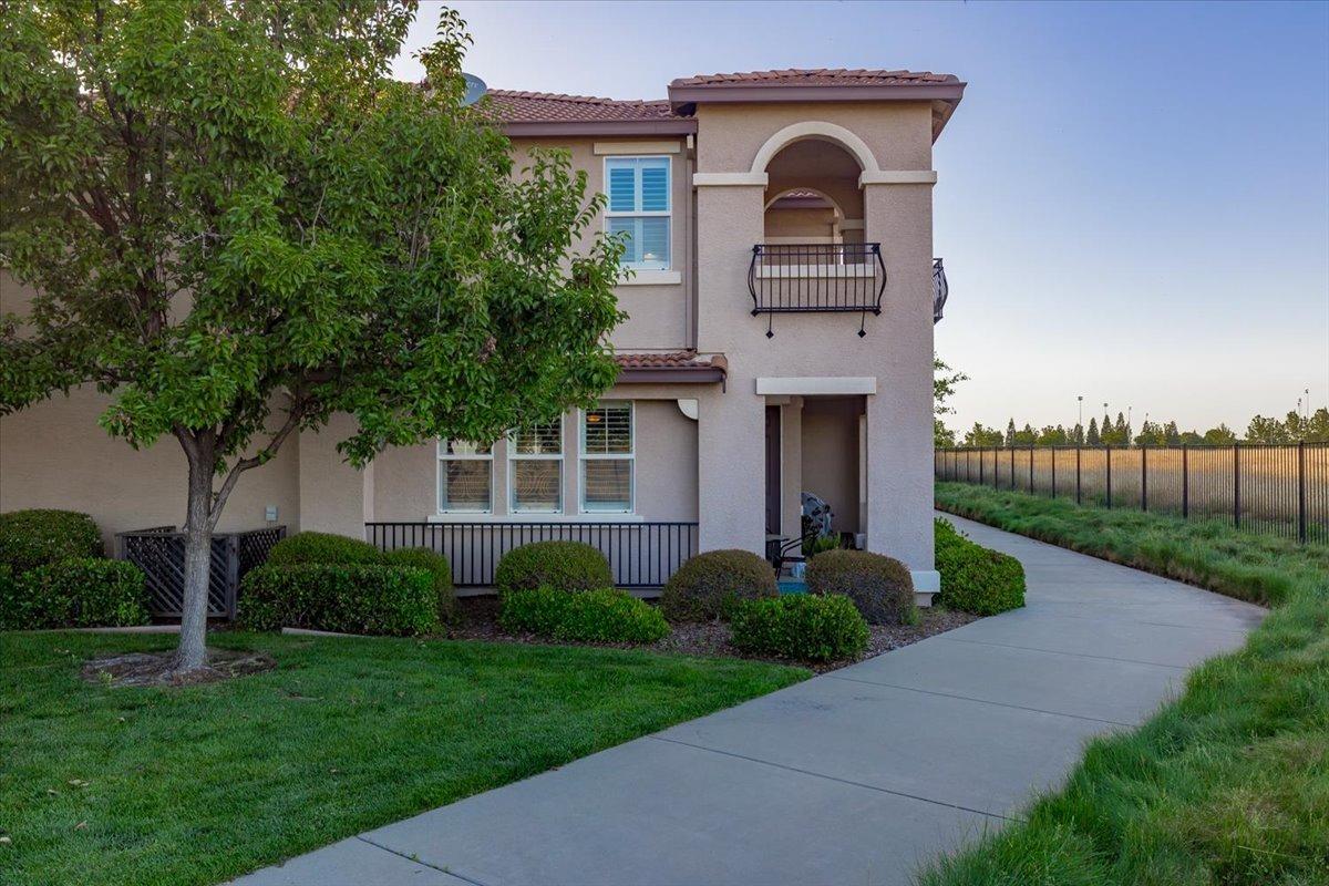 Detail Gallery Image 1 of 60 For 1300 Hudson Cir, Lincoln,  CA 95648 - 3 Beds | 2/1 Baths