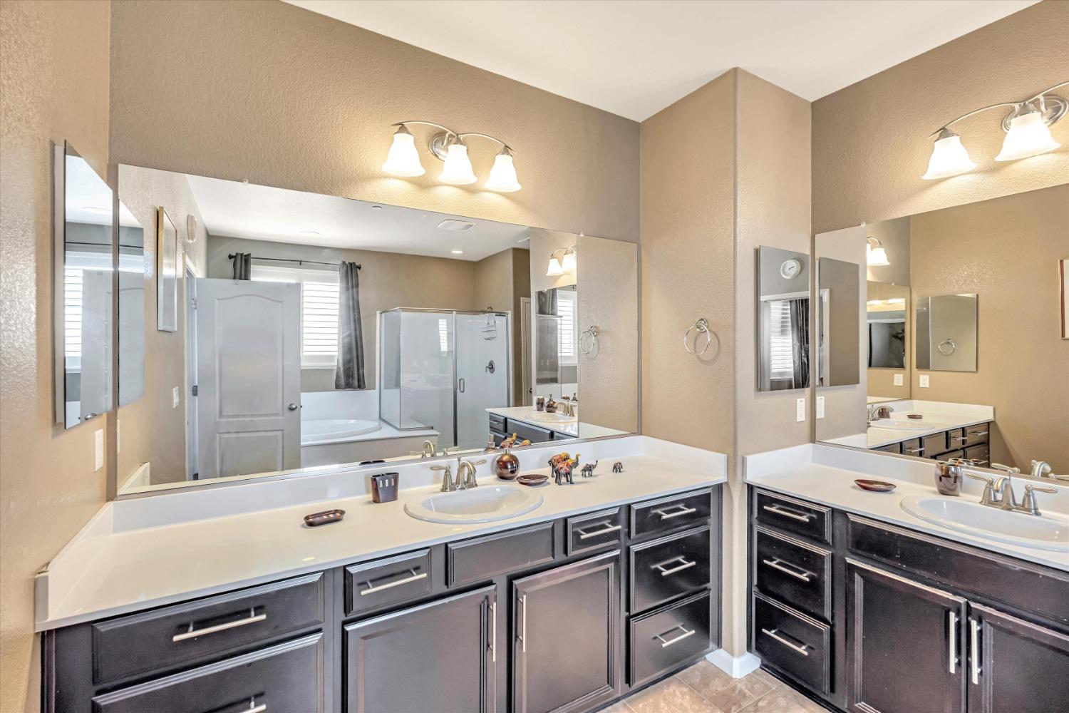 Detail Gallery Image 39 of 53 For 814 Mono St, Manteca,  CA 95337 - 6 Beds | 4/1 Baths