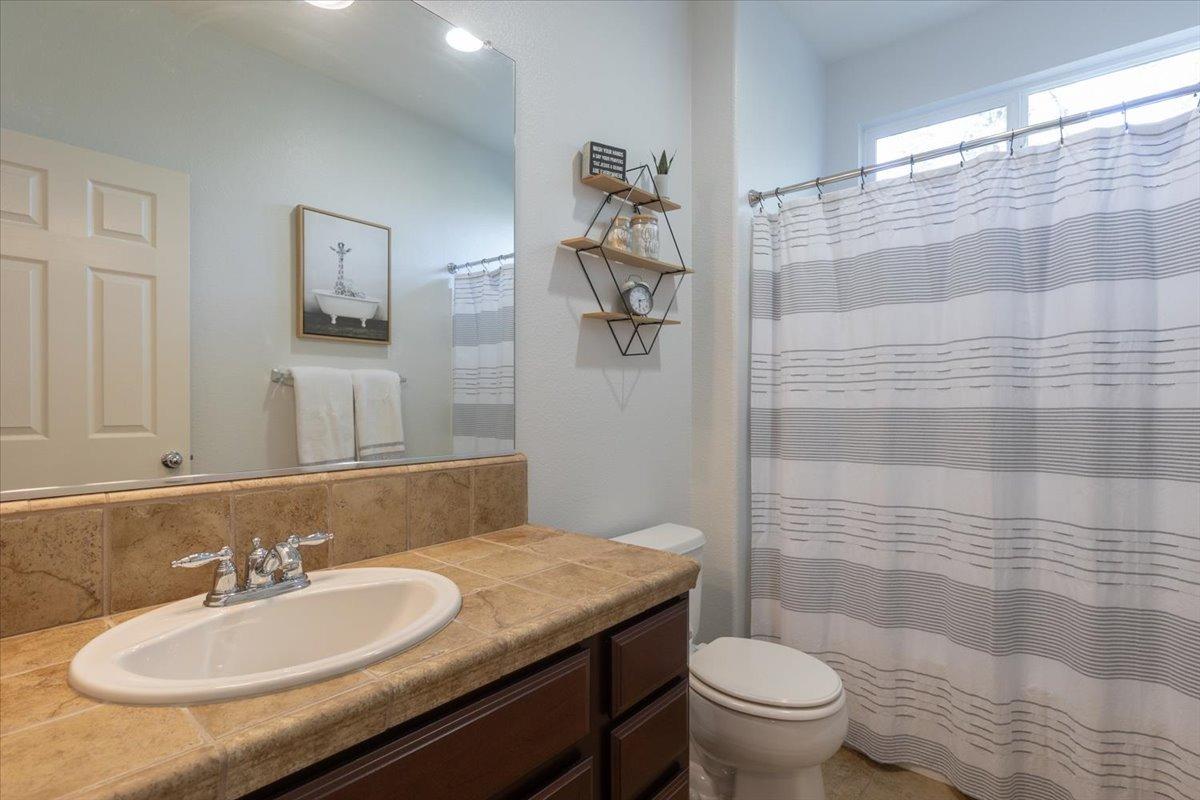 Detail Gallery Image 31 of 60 For 1300 Hudson Cir, Lincoln,  CA 95648 - 3 Beds | 2/1 Baths