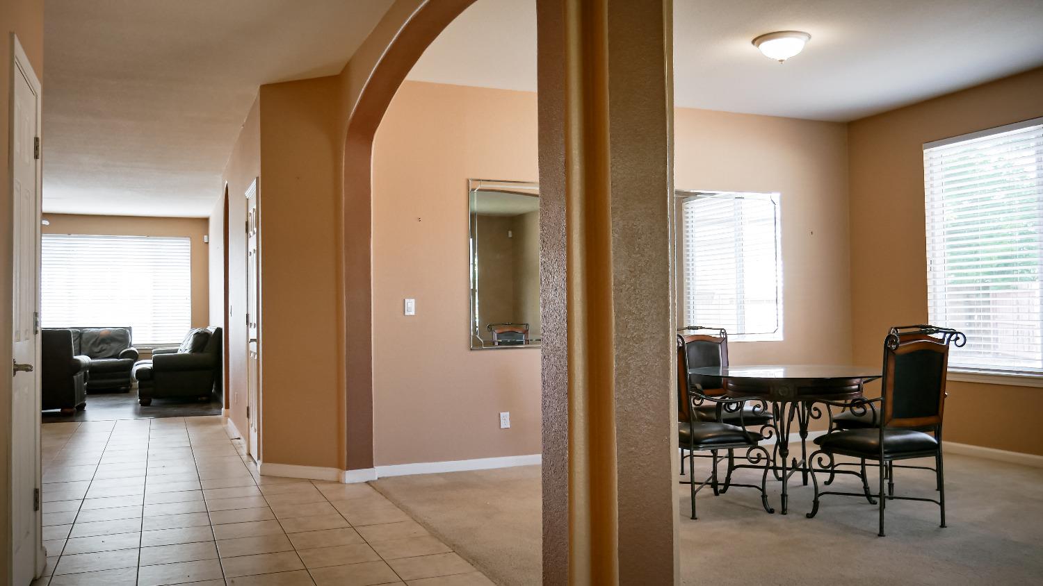 Detail Gallery Image 16 of 97 For 3334 Costantino Cir, Stockton,  CA 95212 - 3 Beds | 2/1 Baths