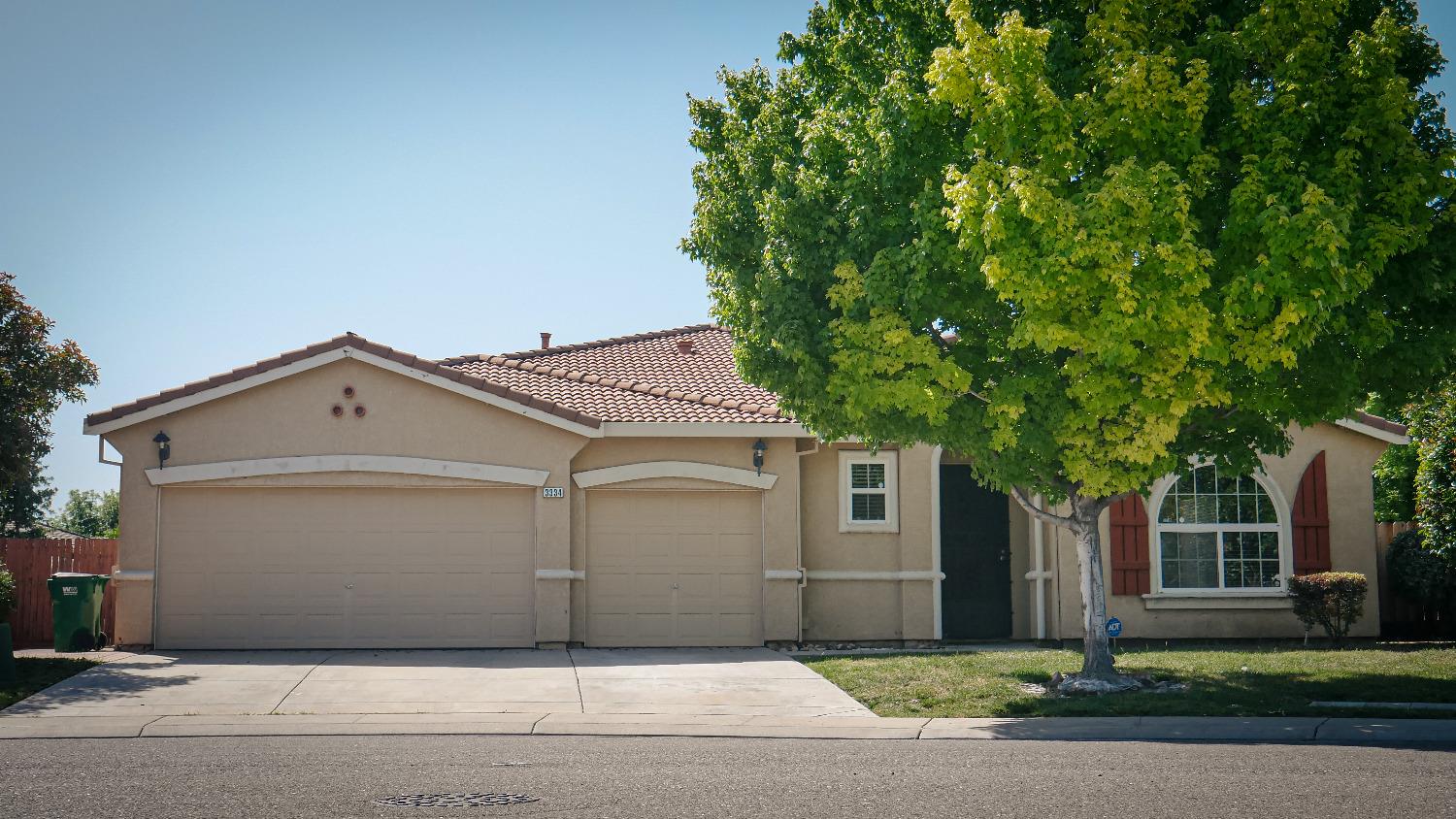 Detail Gallery Image 3 of 97 For 3334 Costantino Cir, Stockton,  CA 95212 - 3 Beds | 2/1 Baths