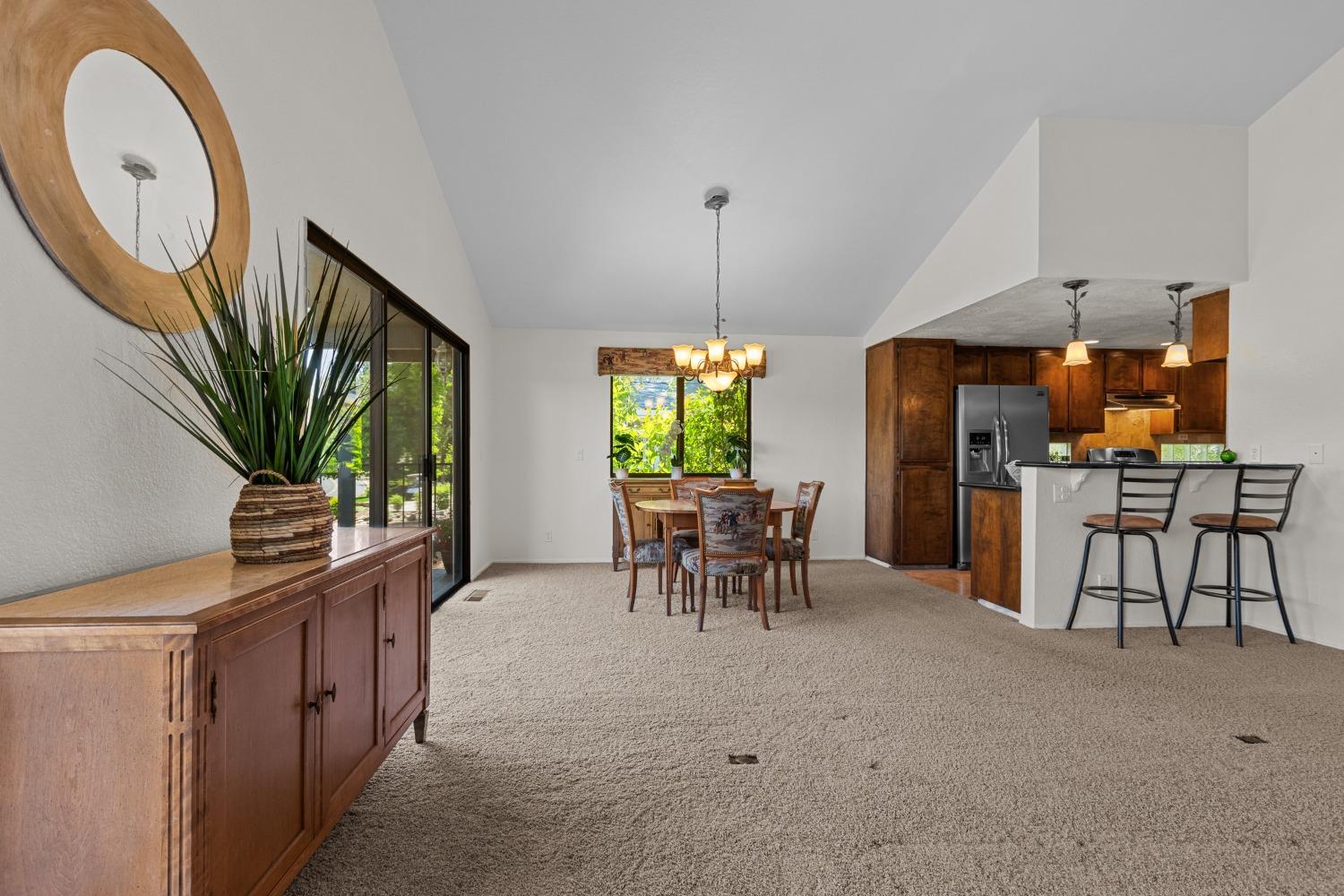 Detail Gallery Image 7 of 60 For 18829 Lake Forest Dr, Penn Valley,  CA 95946 - 3 Beds | 2 Baths