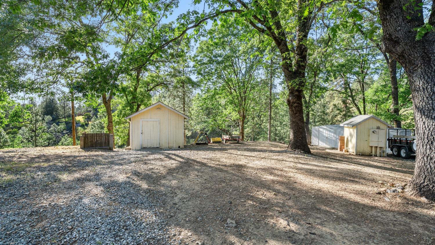 Detail Gallery Image 40 of 53 For 3221 Frank Bailey Ln, Placerville,  CA 95667 - 4 Beds | 2/2 Baths