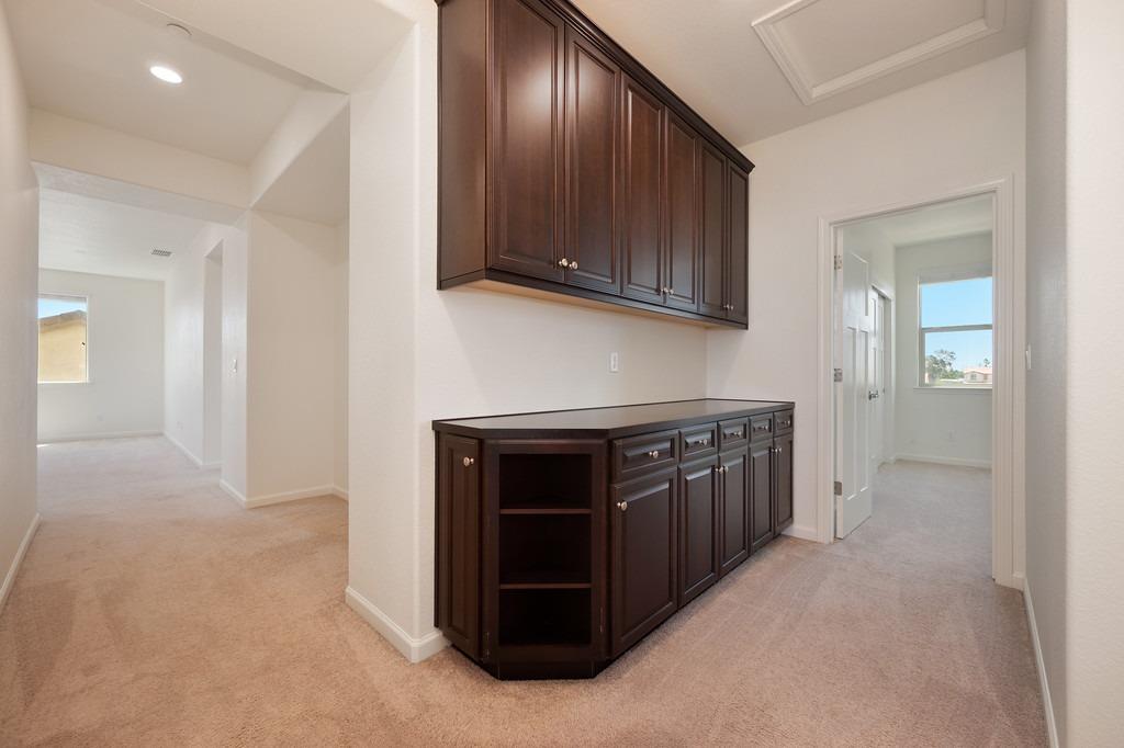 Detail Gallery Image 61 of 87 For 7450 Hanfield Dr, Sacramento,  CA 95829 - 4 Beds | 3/1 Baths