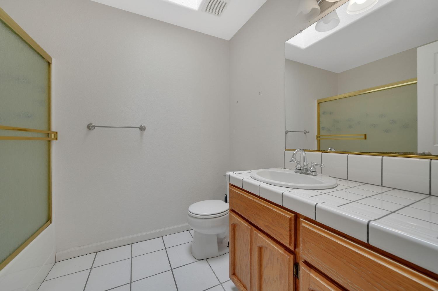 Detail Gallery Image 14 of 27 For 2818 Heinemann Dr, Valley Springs,  CA 95252 - 3 Beds | 2 Baths