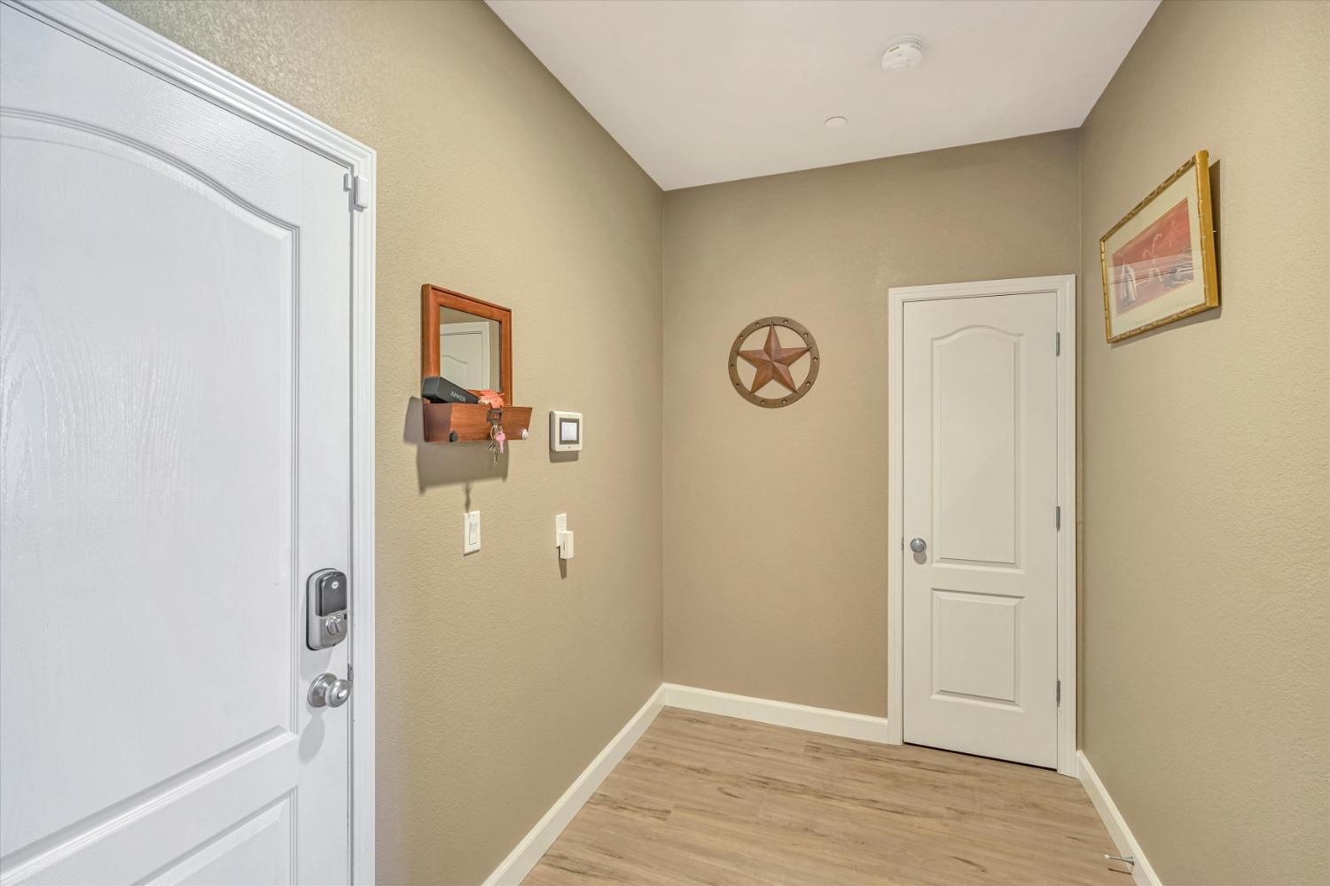 Detail Gallery Image 35 of 53 For 814 Mono St, Manteca,  CA 95337 - 6 Beds | 4/1 Baths